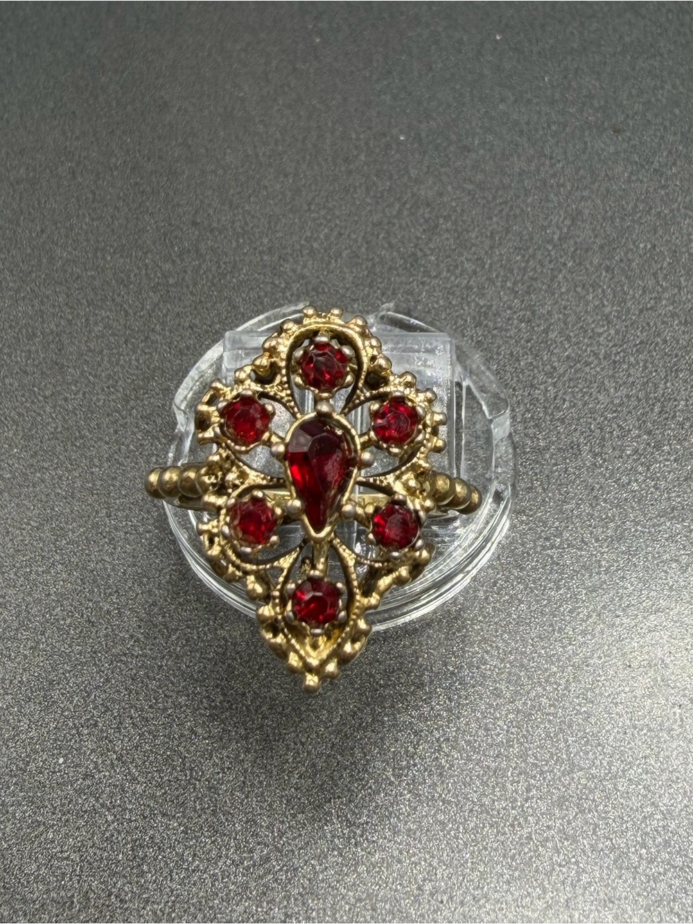 Vintage Red Gemstone Filigree Cocktail Ring #453r